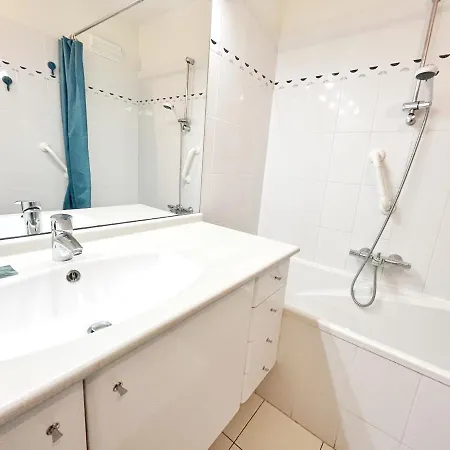 Apartment T3 Hippocampe -jardin -piscine -garage -clim